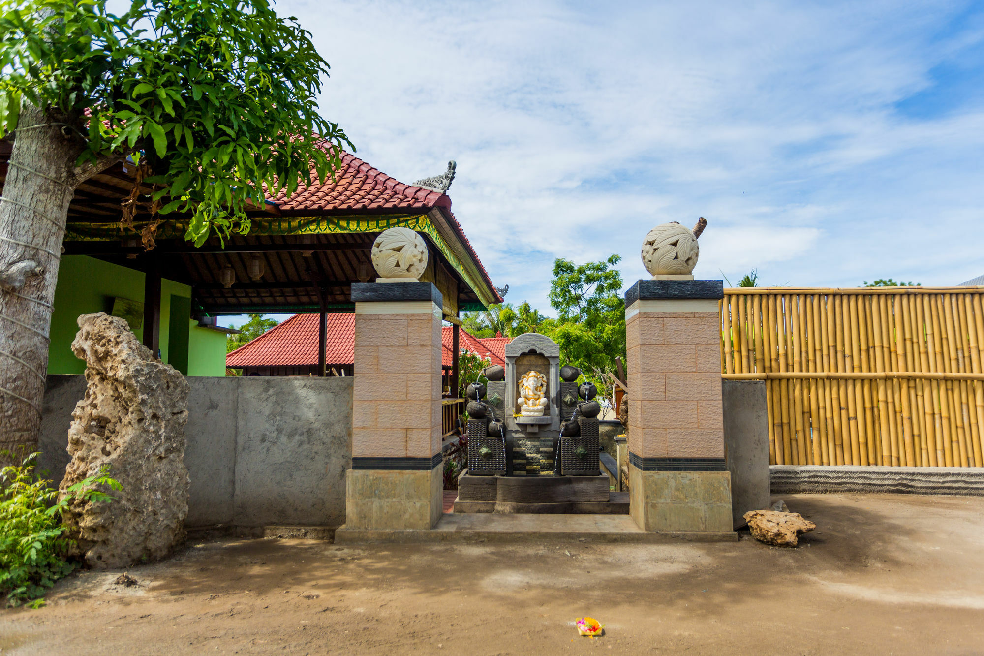 Taman Sari Villas Lembongan Exterior photo